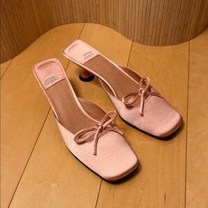 Jeffrey Campbell Ensue Mule / Kitten Heel in Pink